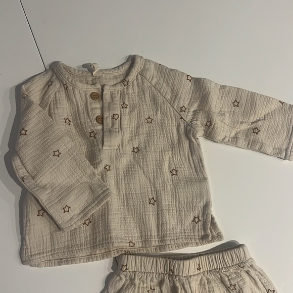 Quincy Mae never worn outfit 3-6 month - Picture 2 of 4